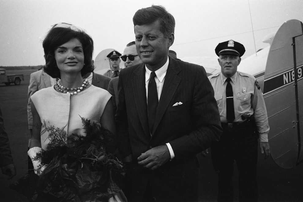 Кеннеди и Бувье: как проходила самая пышная свадьба прошлого столетия в США